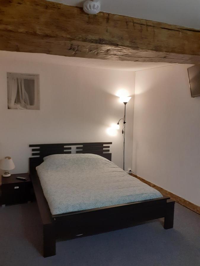 Hotel Le Grand Cerf Nonancourt Esterno foto